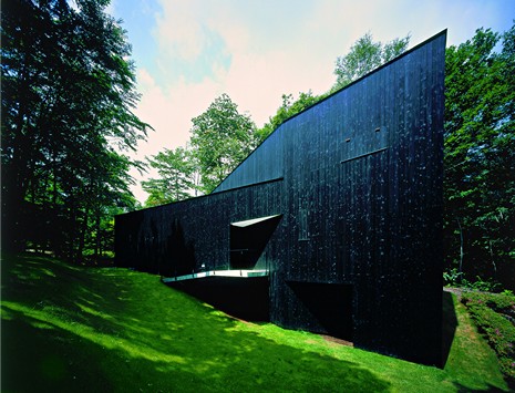 (BDT_05_023) House at Mt. Fuji