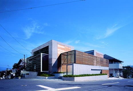 (BDT_05_044) House in Suzaku