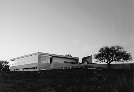 (BDT_05_060) Valleaceón Residence