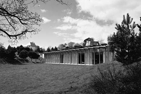 (BDT_05_074) Villa St. Cast