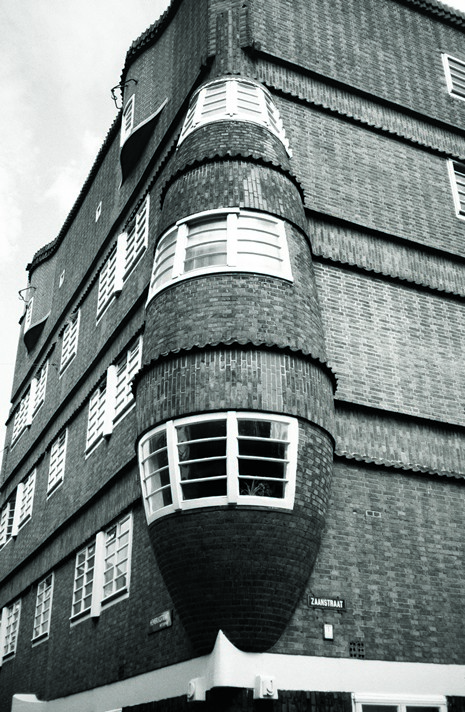 (BDT_06_001) Urban Intensities: Urban Block Shapers