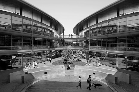 (BDT_09_066) James H. Clark Center, Stanford University