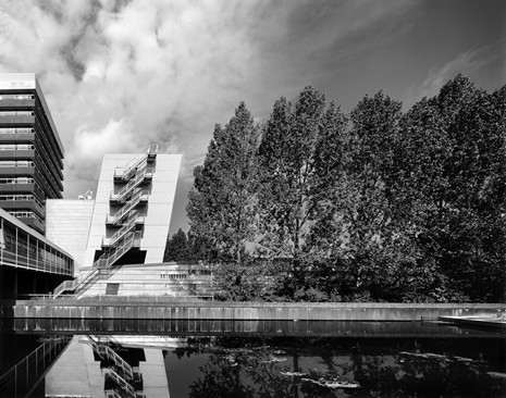 (BDT_09_074) Physics and Astronomy Laboratories, Leiden University