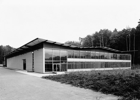 (BDT_10_022) Schwarzenberger + Endres Storage and Distribution Building