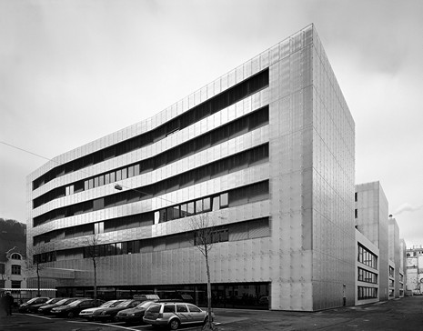 (BDT_10_030) ABB Power Tower