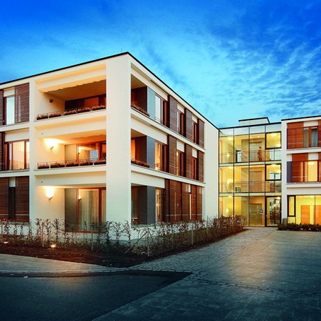 (BDT_11_037) Competence Centre for People with Dementia