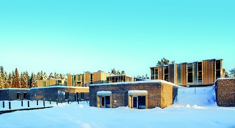 (BDT_13_065) Kvernhuset Junior High School