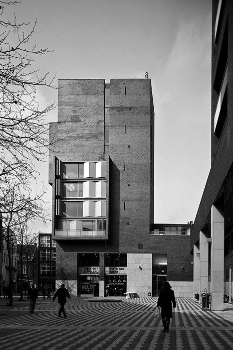 (BDT_14_042) Apartment Building Pieter Vreedeplein