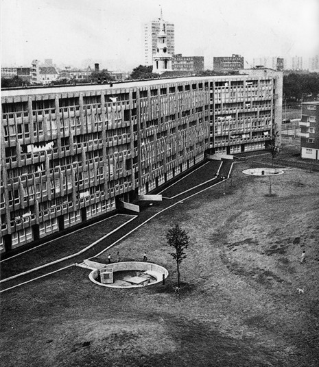 (BDT_14_105) Robin Hood Gardens Residential Complex