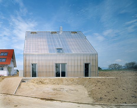 (BDT_14_144) Patchwork House