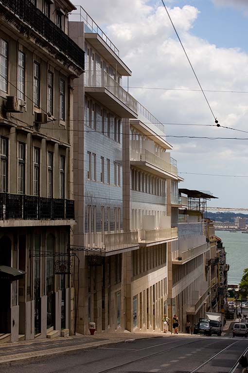 (BDT_15_023) Terracos de Bragança Residential and Commercial Complex