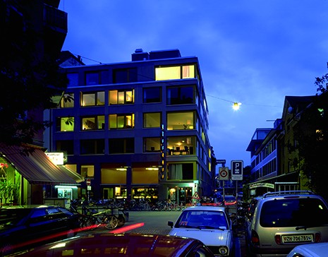 (BDT_16_041) RiffRaff Apartment Building