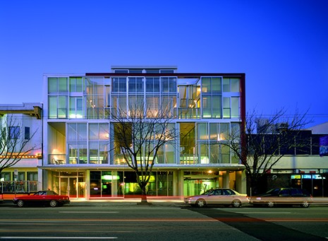 (BDT_16_070) Housing Complex on 10 Avenue