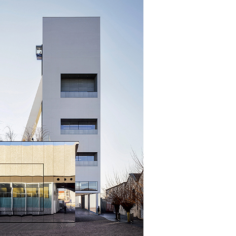 (BDT_23_123) “Torre” of the Fondazione Prada