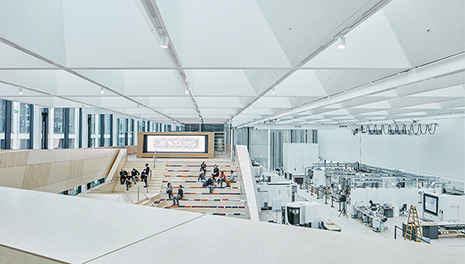 (BDT_23_153) Swarovski Crystal Atelier