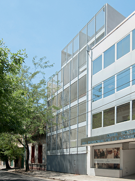 (BDT_24_018) 33 Orientales 138 Residential Building