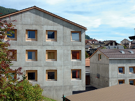 (BDT_24_022) Chasa Reisgia Residential Buildings