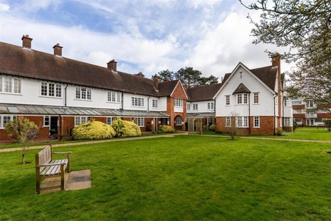 (BDT_27_013) Homesgarth House