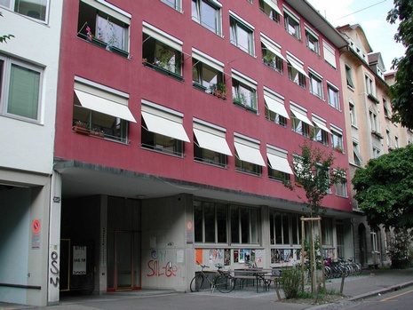 (BDT_27_032) Karthago Community Household