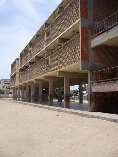 Liceu do Lobito, projecto de Francisco Castro Rodrigues