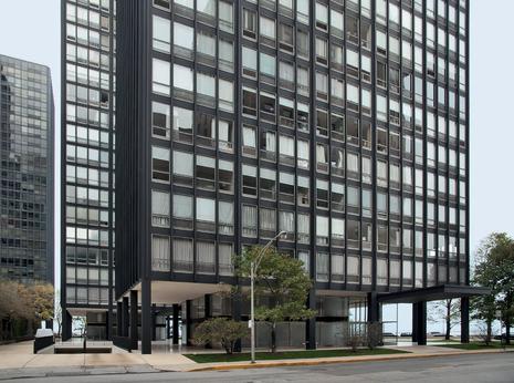 (BDT_32_022) 860–880 Lake Shore Drive