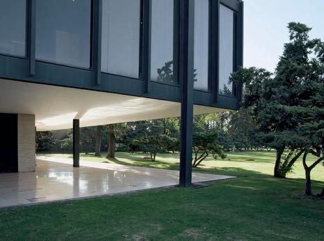 (BDT_32_025) Bacardi Office Building